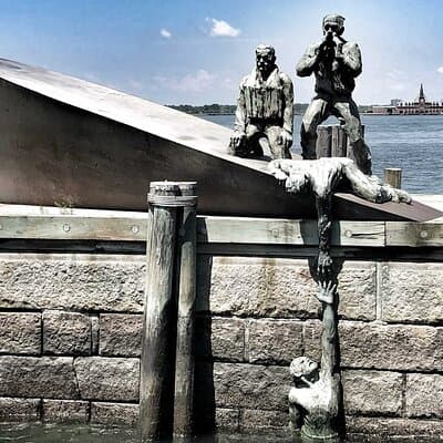 The Battery: A Self-Guided Audio Tour from Bowling Green Park to Stone St 5