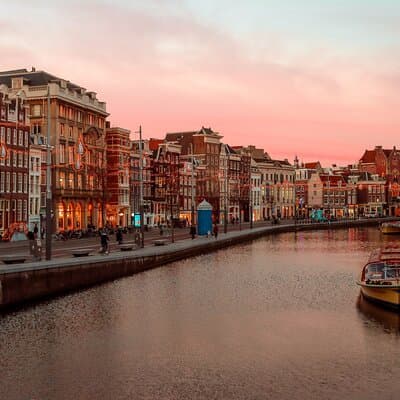 3-Hour Private Amsterdam Photography Tour of famous Landmarks 4