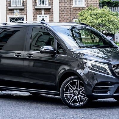 Full-Day Executive Chauffeur Service in Amsterdam 4