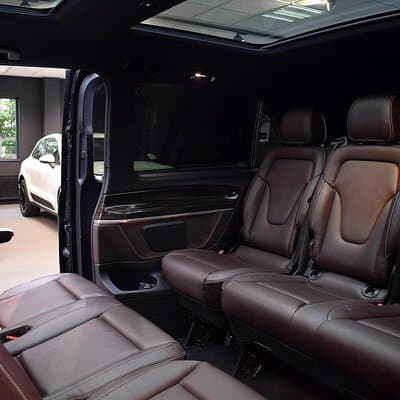 Full-Day Executive Chauffeur Service in Amsterdam 5