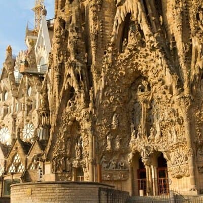 Full-Day Private Guided All Inclusive Barcelona Shore Excursion 3