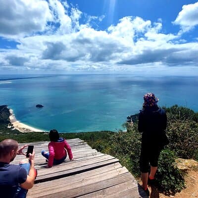 Private Lisbon Coastal Tour – Arrábida, Sesimbra and Beach Picnic 3