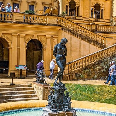 Osborne House-A driver guided tour of Victoria's Island Paradise 3