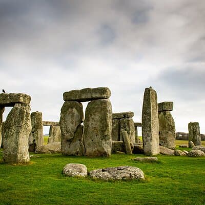 Private Tour to Stonehenge and Bath from London 2