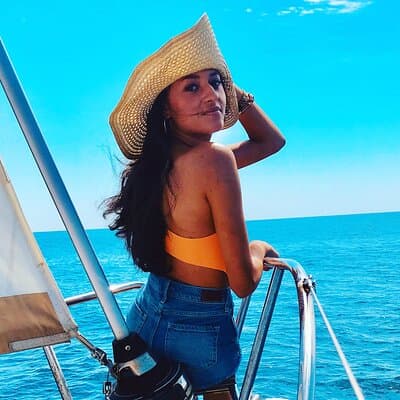 Refreshing Private Sailing Tour in Barcelona (max 11 persons) 3