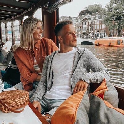 Amsterdam Small-Group Bike Tour With Canal Cruise, Drinks, Cheese 2