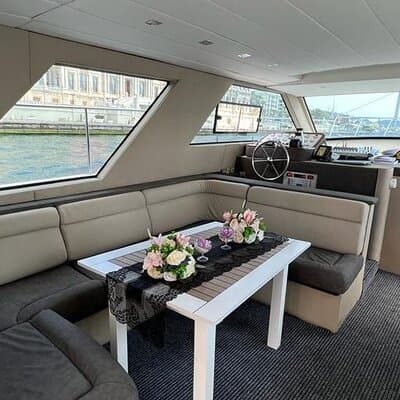 Private 2-Hour Bosphorus Cruise with Yacth 5