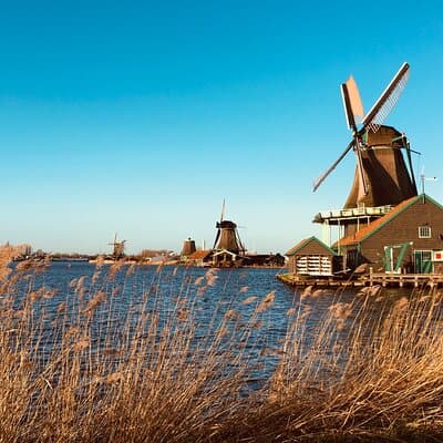 Dreamy Dutch Villages Tour: Giethoorn, Zaanse Schans & More