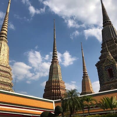 Guided tour in Grand palace & Emerald Buddha by MyProGuide 2