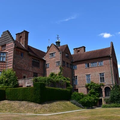 London Private Taxi Transfer to Chartwell