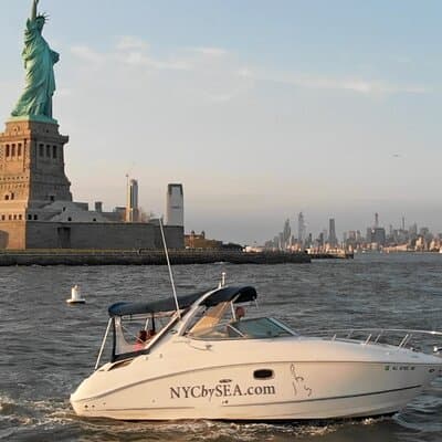 Best Private Luxury Sunset Boat Tour in New York City - 2 Hour