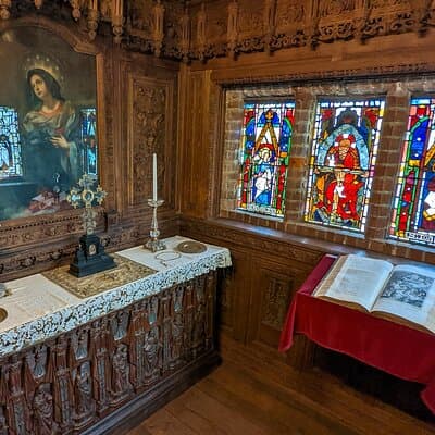 Hever Castle - England's Hidden Gem 4