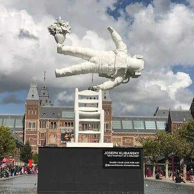 Your Own Amsterdam. A Random Adventure