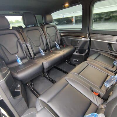 Premium Transfer from / to Airport and Port 3