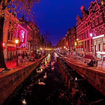 Amsterdam Red Light District tour with a private guide 5