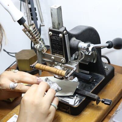 Easy Pouch Sewing Class with Real Leather - Learn from Experts 5