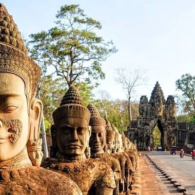 Round Trip Bangkok - Angkor Wat 3 Day 2 Night Package By Bus and Privet Vehicle 2