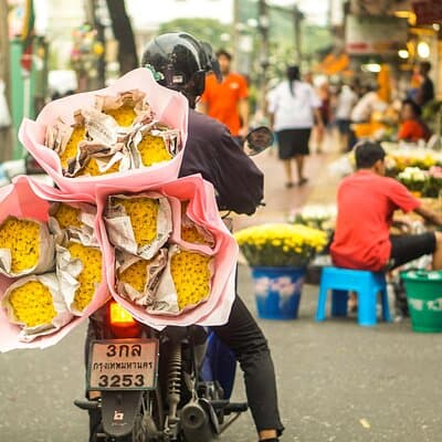 Morning in Tuk-tuk to discover Bangkok with your English-speaking guide 4