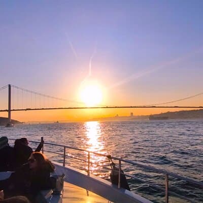 Sunset Cruise with Dinner in Bosphorus 2