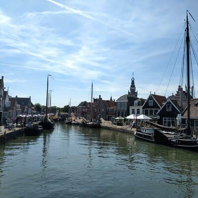 Amsterdam and Countryside Private Full-Day Tour by luxury car 5