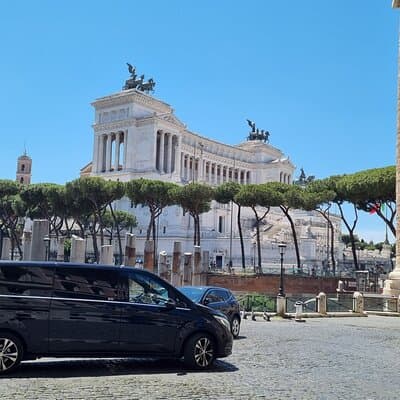 Rome Highlights Private Day Tour by Mercedes Minivan 4