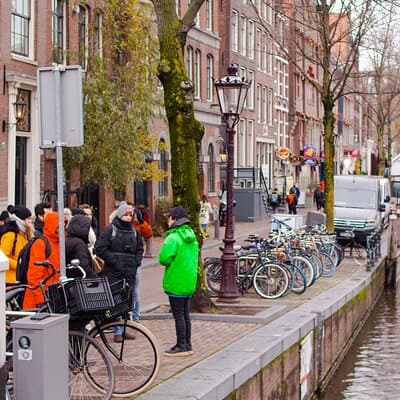 Private walking tour Amsterdam. English or Spanish. 5