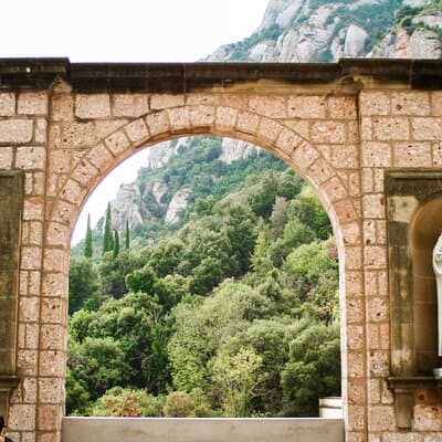 Half-Day Private Tour of Montserrat from Barcelona 3