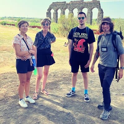 Urban Hike to the Aqueduct Park in Rome 5