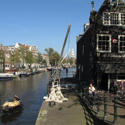 Old Amsterdam: A Self-Guided Audio Tour 5
