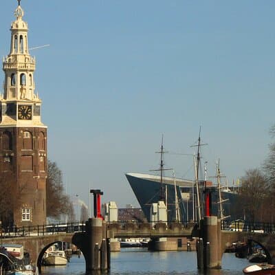 Old Amsterdam: A Self-Guided Audio Tour 2
