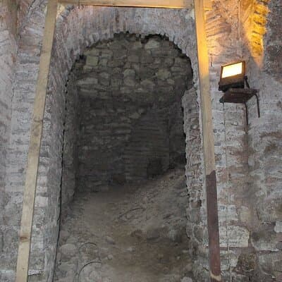 Ghost City istanbul Walking Tour 4