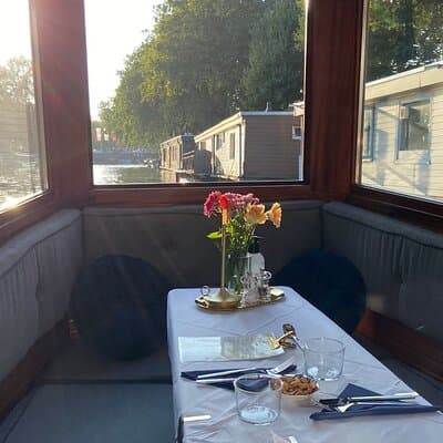 Amsterdam Breakfast Cruise on Private Luxury Boat 4