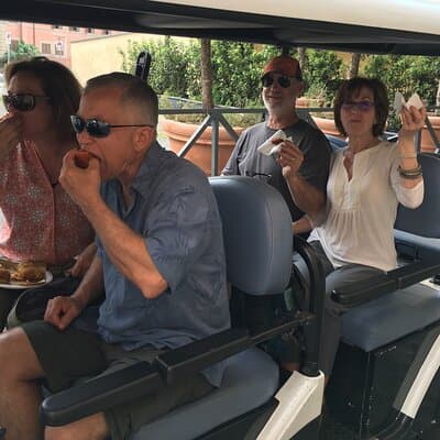Rome: Lip Smacking 4 hours Foodie Tours in golf cart