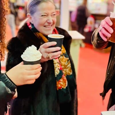 Christmas Lights and Markets Guided Walking Tour with Mulled Wine