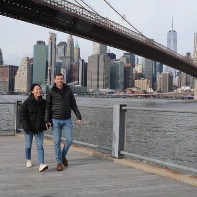 Private Brooklyn Bridge & DUMBO Photoshoot with Pro Photographer 3