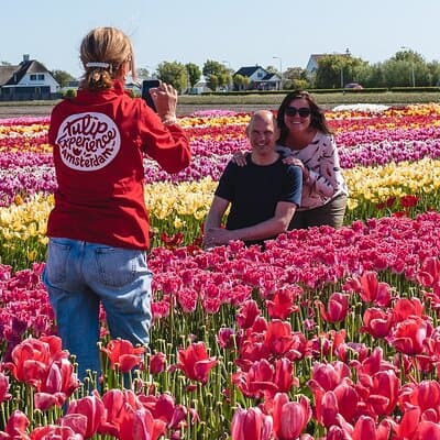 Tour to Giethoorn and Keukenhof Tulip Fields from Amsterdam