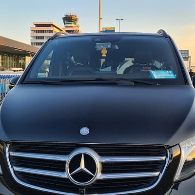 Private Minivan transfer to Rotterdam