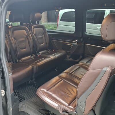 Private Minivan transfer to Rotterdam 5