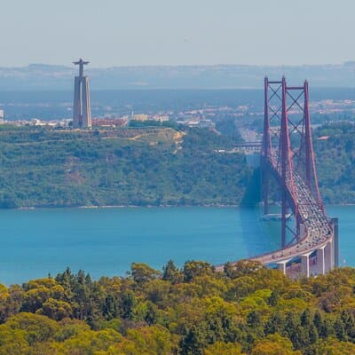FULL DAY Private Tour of Lisbon's main tourist attractions 4
