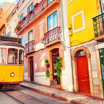 FULL DAY Private Tour of Lisbon's main tourist attractions 3