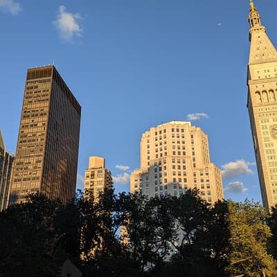 NYC Flatiron Time Travel: Self-Guided History Puzzle Walk 4