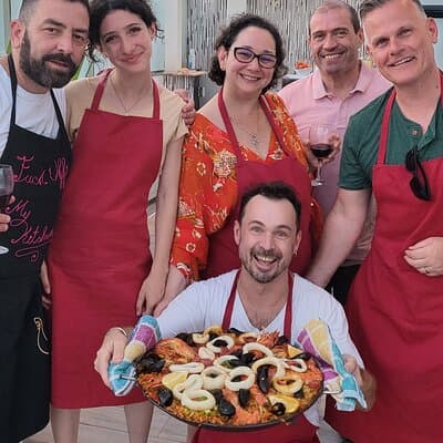 Paella Private Cooking Class in Sitges