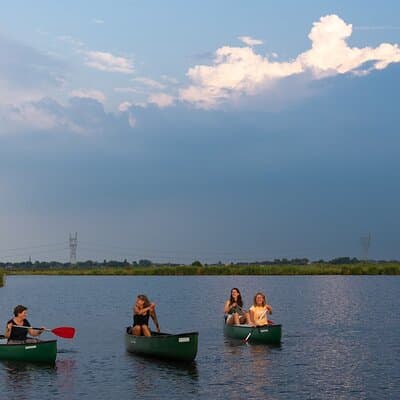 Small-Group Guided Sunset Canoe Tour in Waterland with Dinner 2