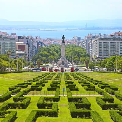 FULL DAY Private Tour of Lisbon's main tourist attractions 5