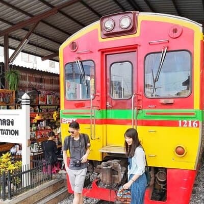 Private Damnoen Saduak and Maeklong Railway Market Tour(min 2pax)