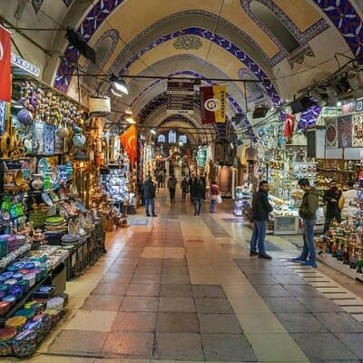 Istanbul private tour of historical Bazaars with anExpert guide 3