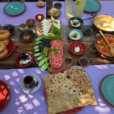 Luxury Private and Guided Istanbul Food Tour with a local guide 2