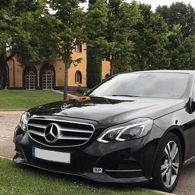 Transfer from Barcelona Airport to Andorra. (1 to 3 passengers) 3