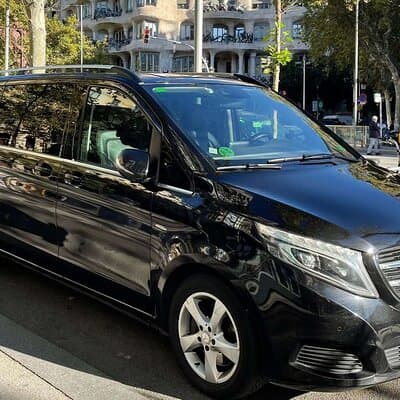 Transfer airport Barcelona (DE 1 to 6 passengers) 2