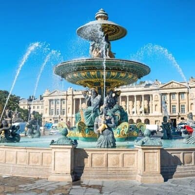 Private Highlights of Paris Tuk-Tuk Experience 3